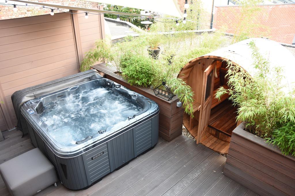 Suite 40 Jacuzzi & Sauna By Malmedreams มัลเมอดี ภายนอก รูปภาพ